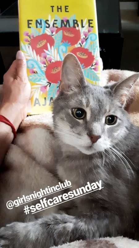 @girlsnightinclub @thereadingrobyn